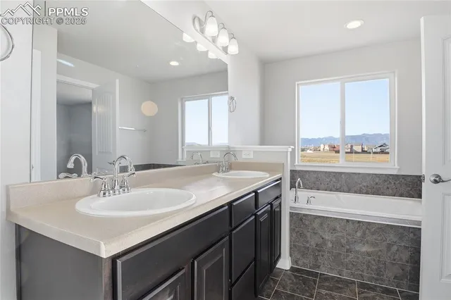 $499,900 | 6776 Lamine Drive, Colorado Springs, CO 80925