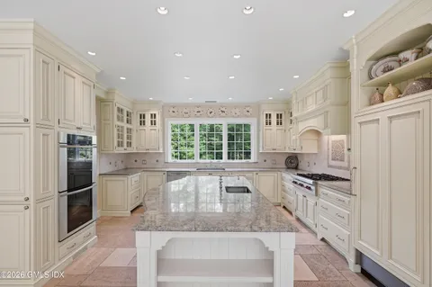 $7,995,000 | 115 Lower Cross Road, Greenwich, CT 06831