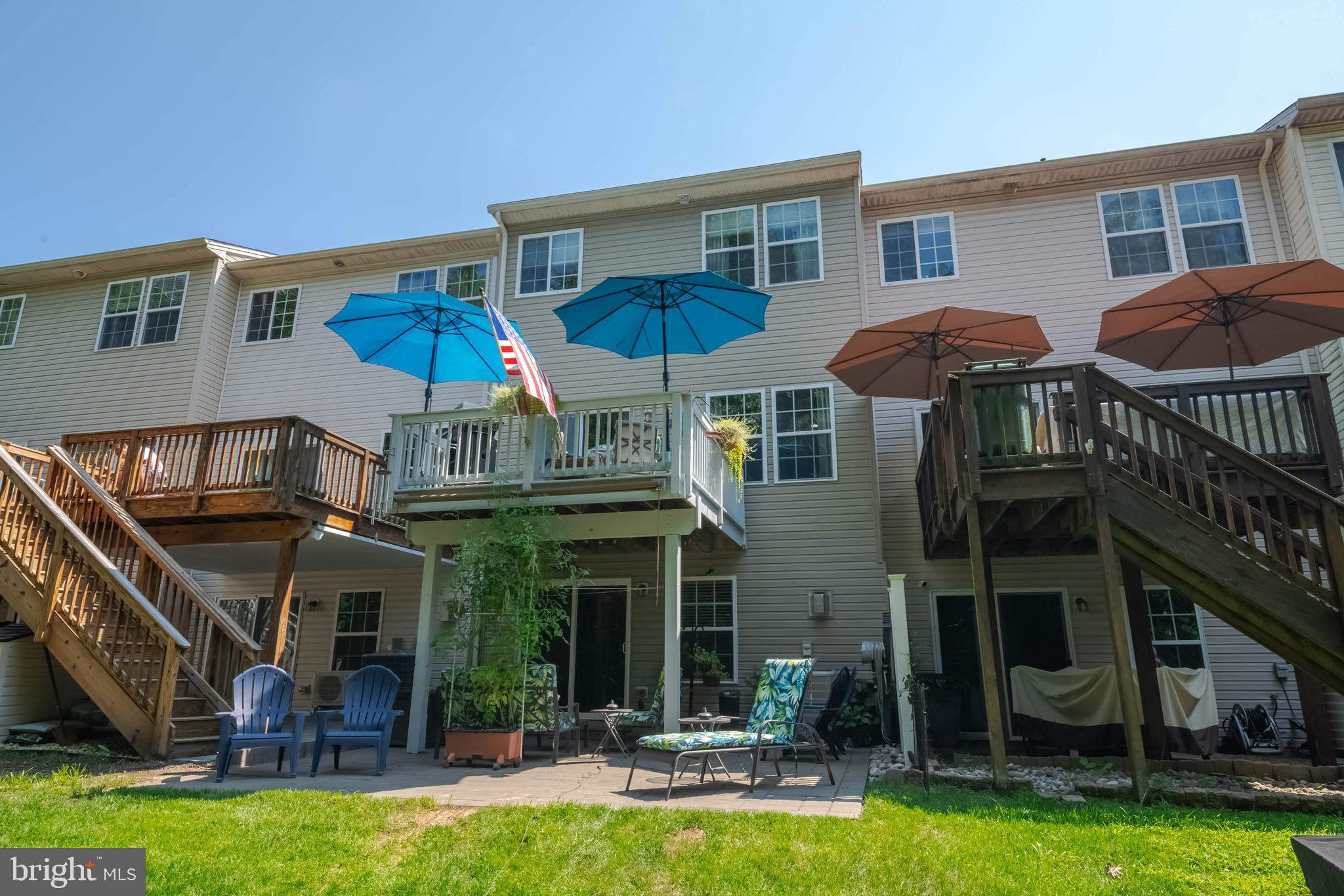 3107 Raking Leaf Drive Abingdon, MD 21009 - Photo 27 of 39 a view of a house with swimming pool and porch