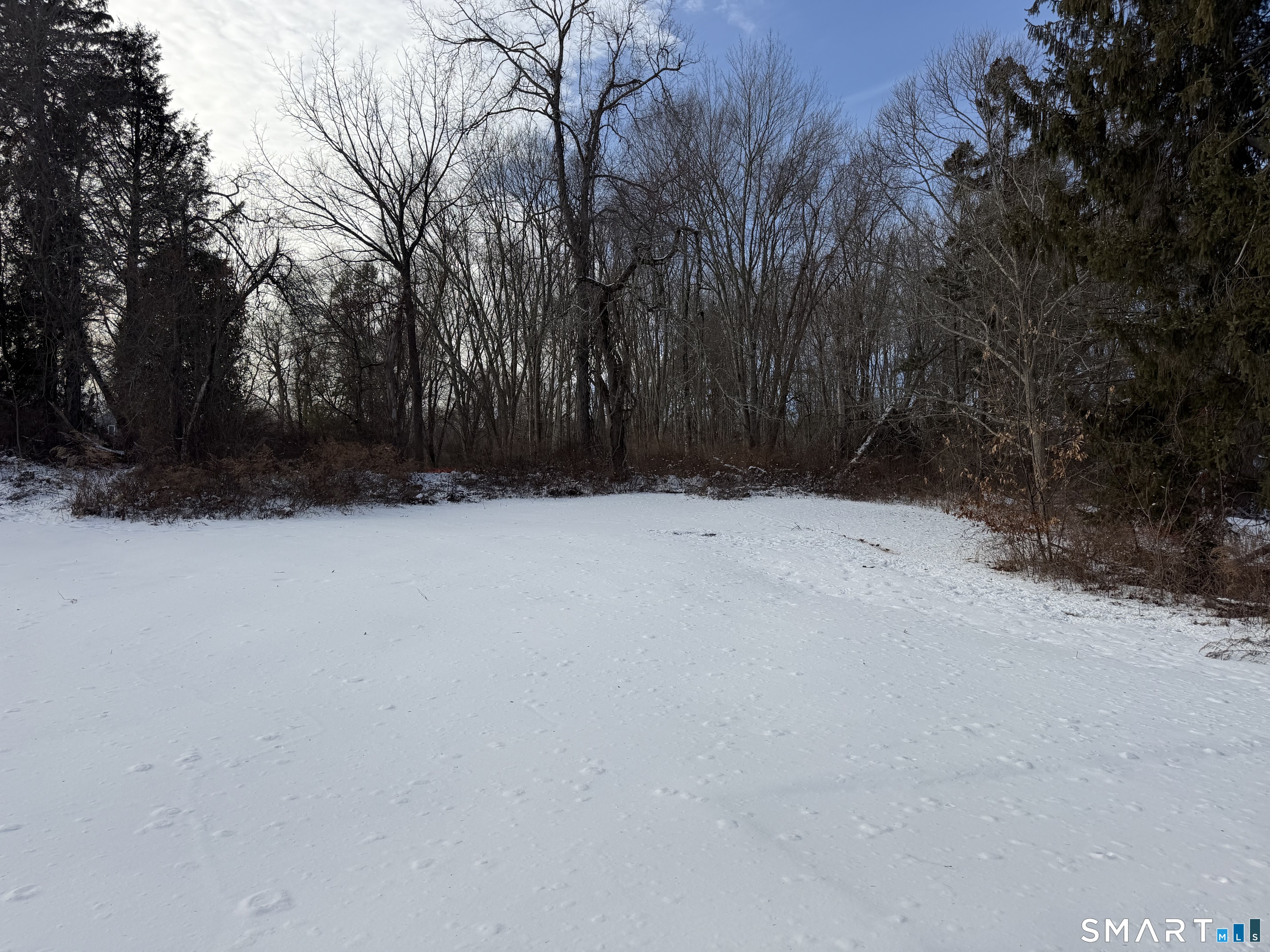 292 Old Colchester Road Montville, CT 06382 - Photo 5 of 18