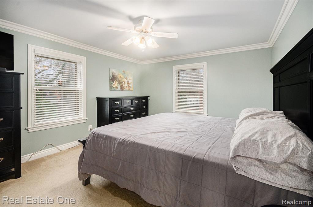 1651 Littlestone Road Grosse Pointe Woods, MI 48236 - Photo 11 of 17