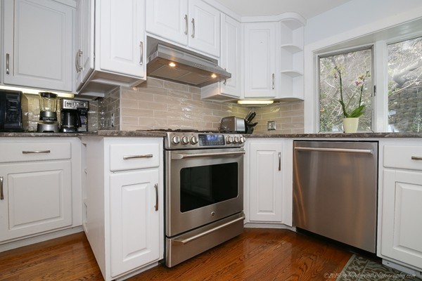 176 Wilson Road Nahant, MA 01908 - Photo 9 of 30 Gallery Image 9