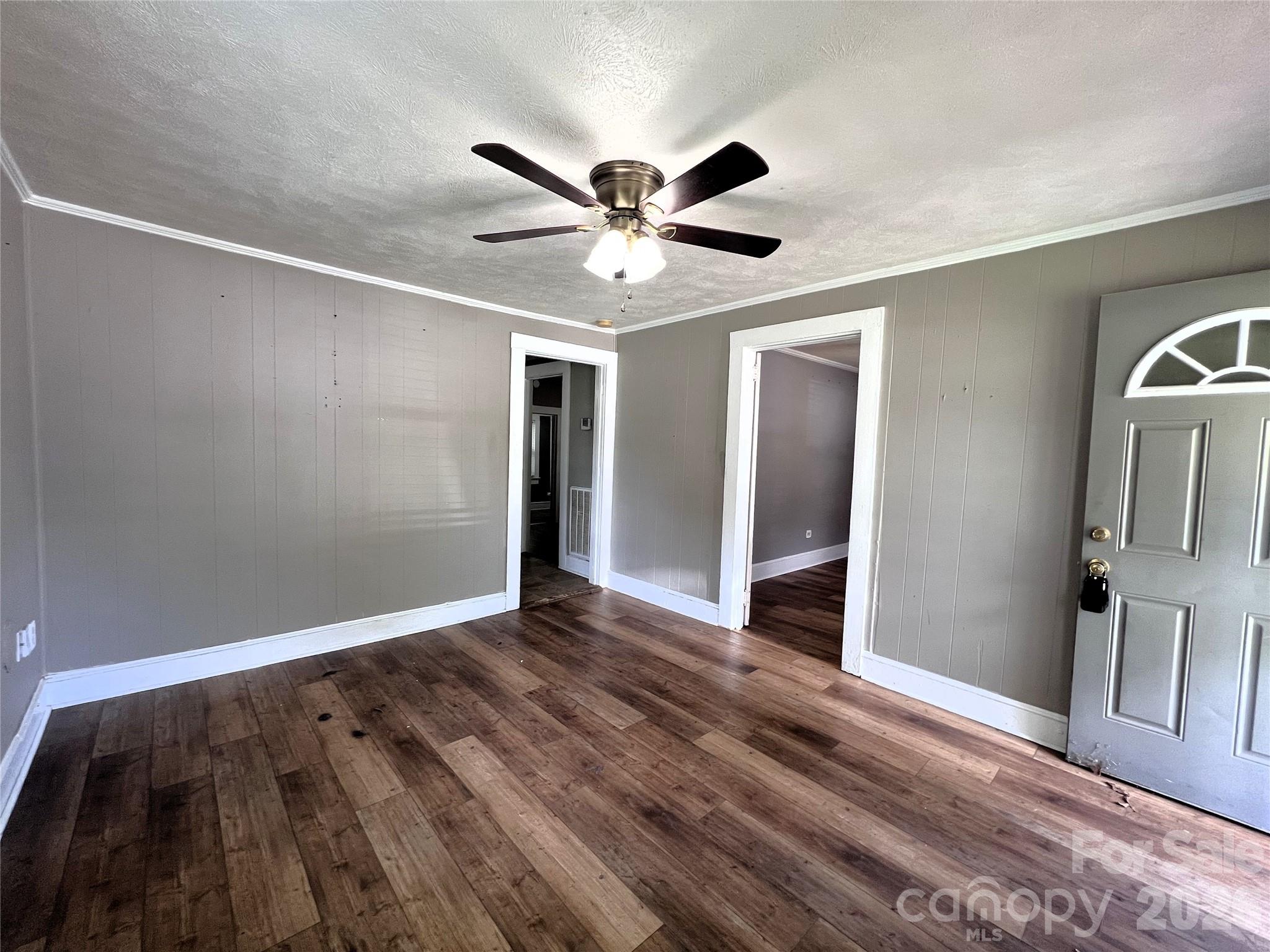 409 South Maple Street Dallas, NC 28034 - Photo 7 of 22