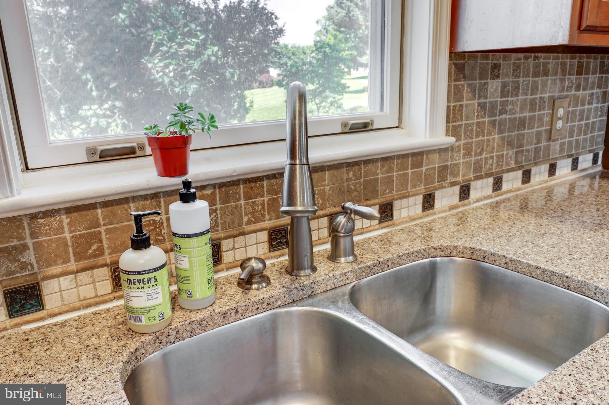 2912 Weaver Road Lancaster, PA 17601 - Photo 23 of 52