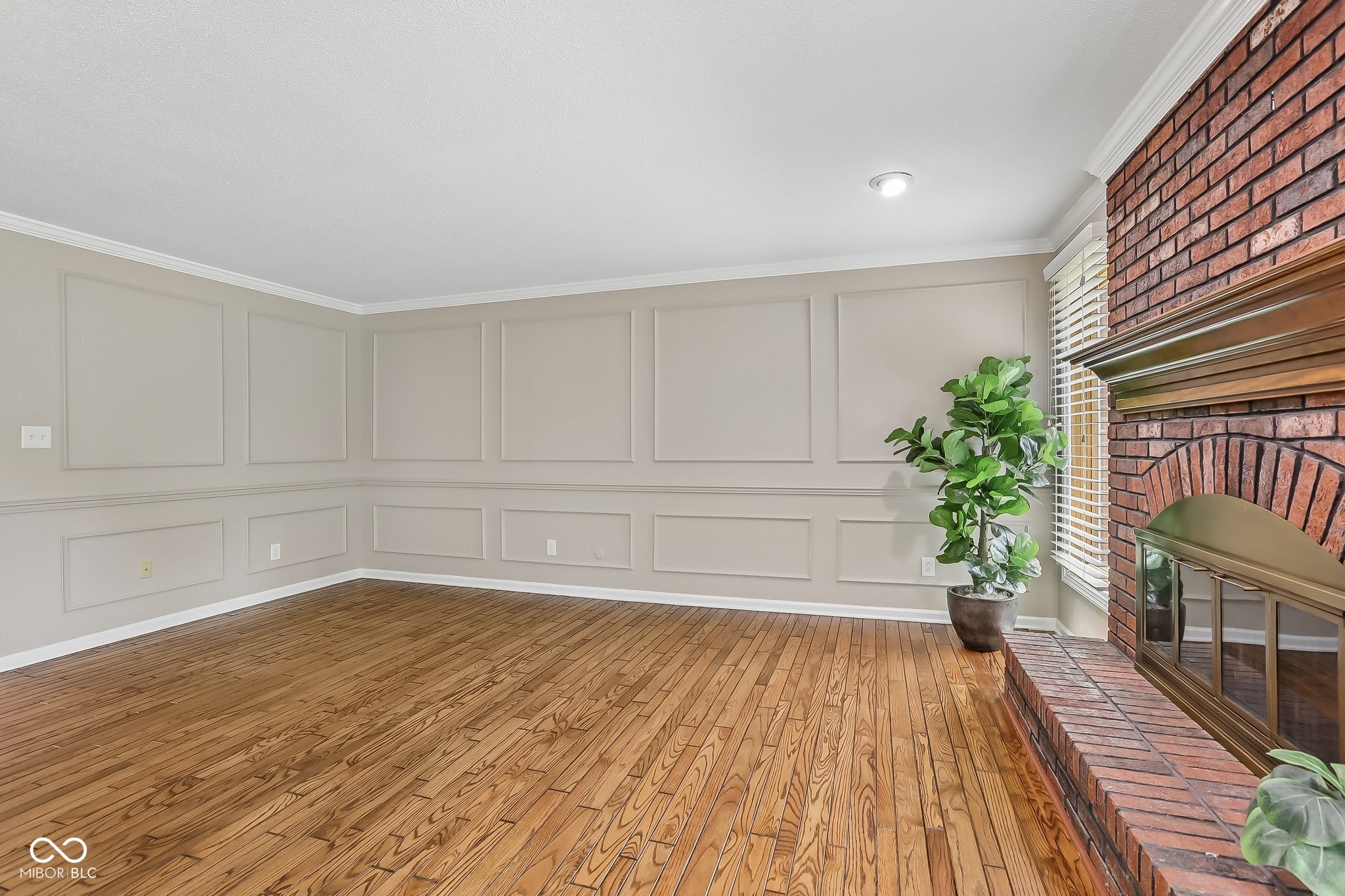 1853 Winding Ridge Court Indianapolis, IN 46217 - Photo 9 of 44 Gallery Image 9