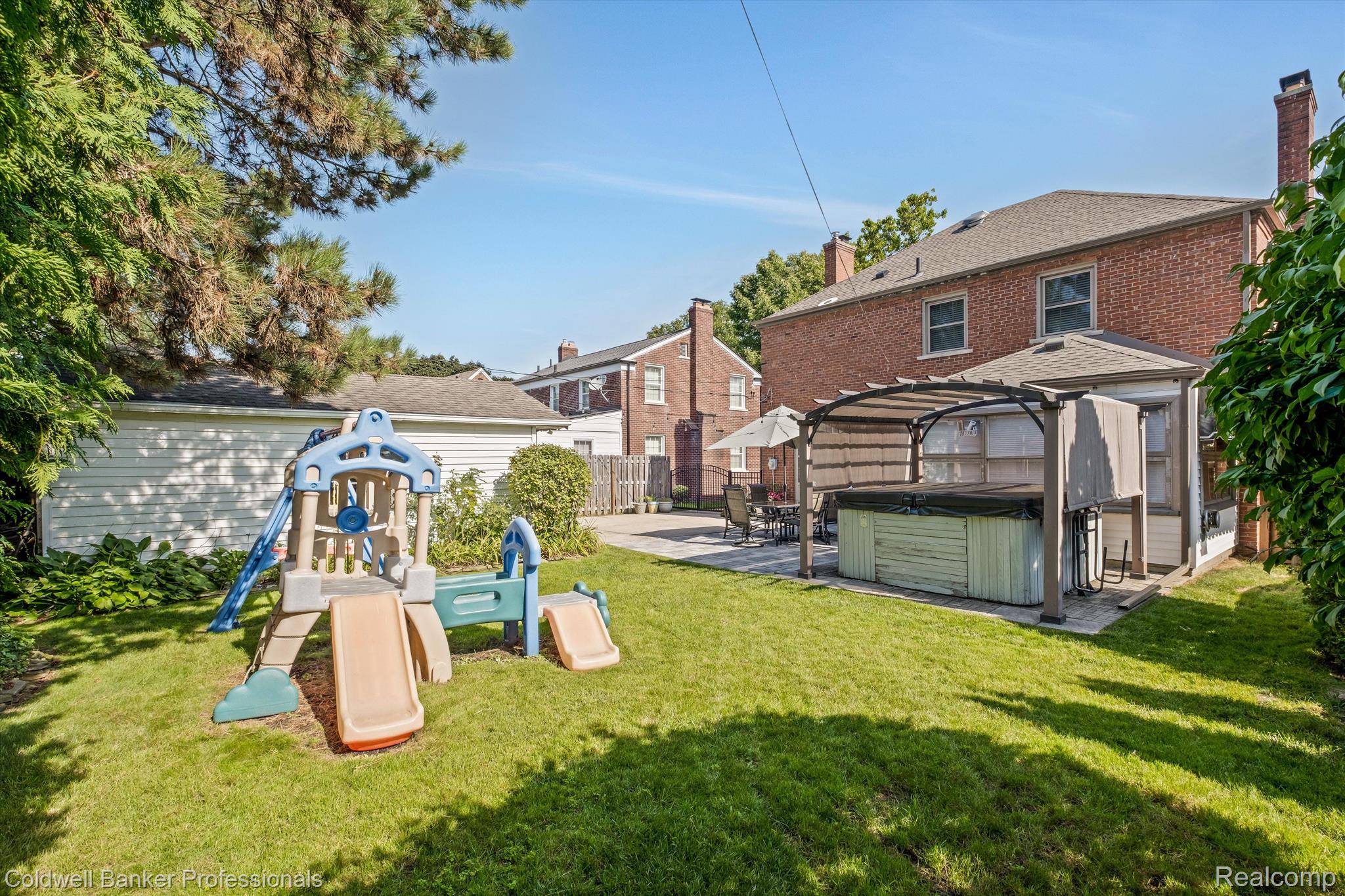 1585 Fairholme Road Grosse Pointe, MI 48236 - Photo 28 of 28