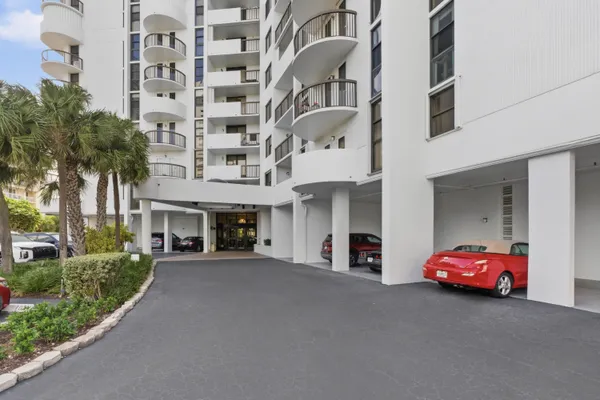 $4,250 | 1361 South Ocean Boulevard, Unit 808, Pompano Beach, FL 33062