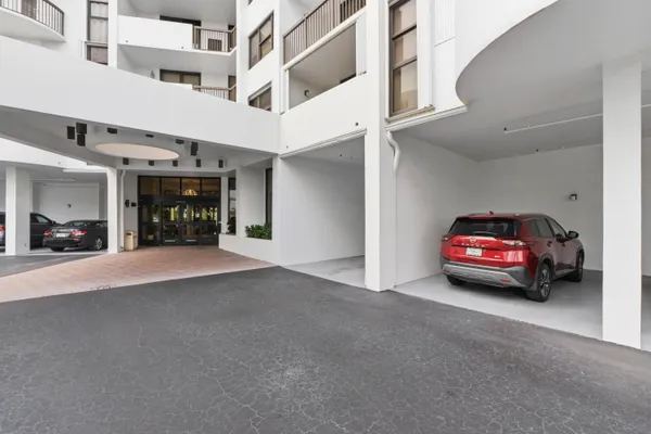 $4,250 | 1361 South Ocean Boulevard, Unit 808, Pompano Beach, FL 33062