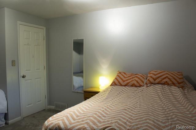 1807 Big Trail Road Walled Lake, MI 48390 - Photo 13 of 22 13-15.jpg