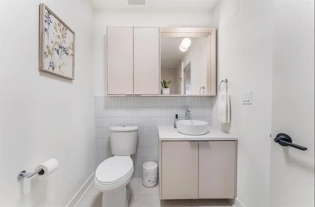 $2,600 | 857 Communipaw Avenue, Unit 206, Jersey City, NJ 07304