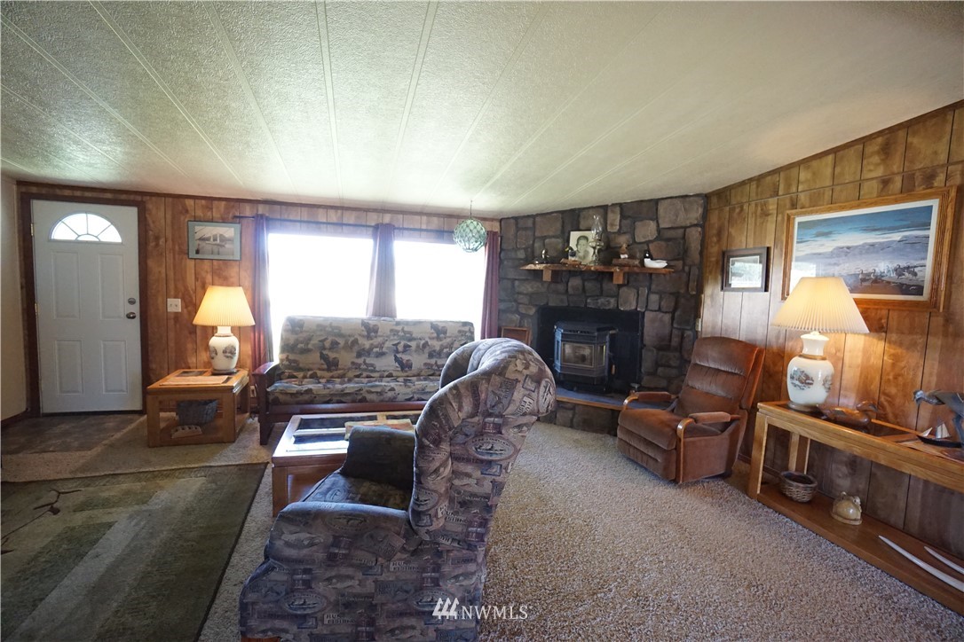 9136 Nw Road Ephrata, WA 98823 - Photo 2 of 18