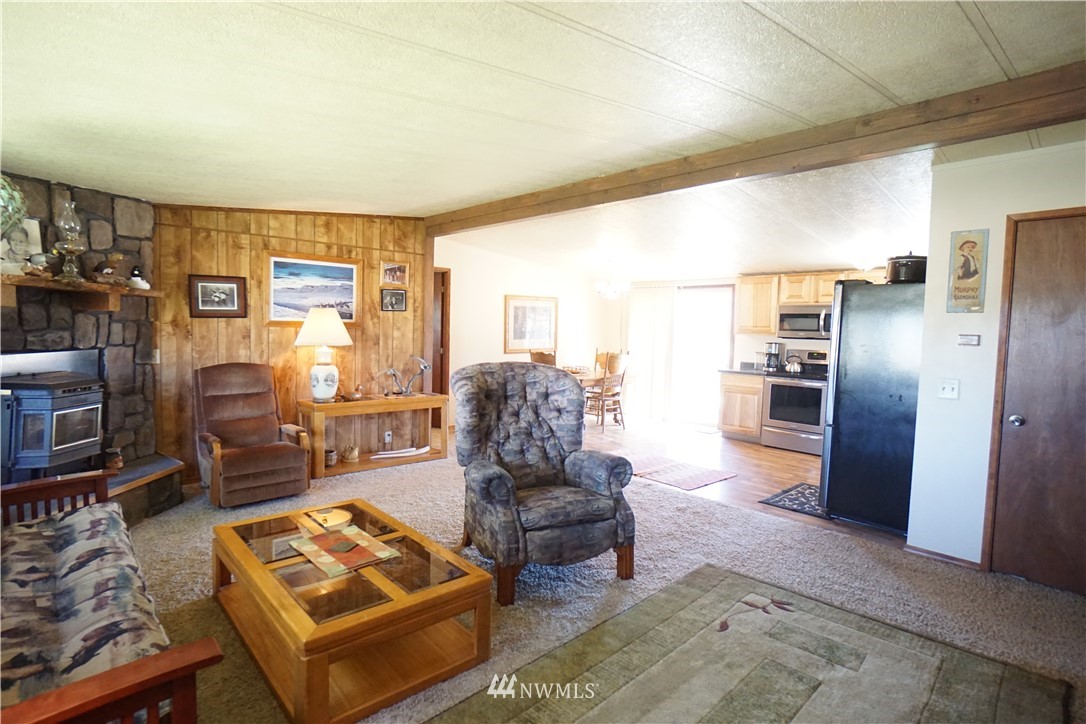9136 Nw Road Ephrata, WA 98823 - Photo 3 of 18
