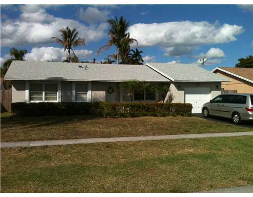 9447 Saddlebrook Drive Boca Raton, FL 33496 - Photo 1 of 10 Primary Photo