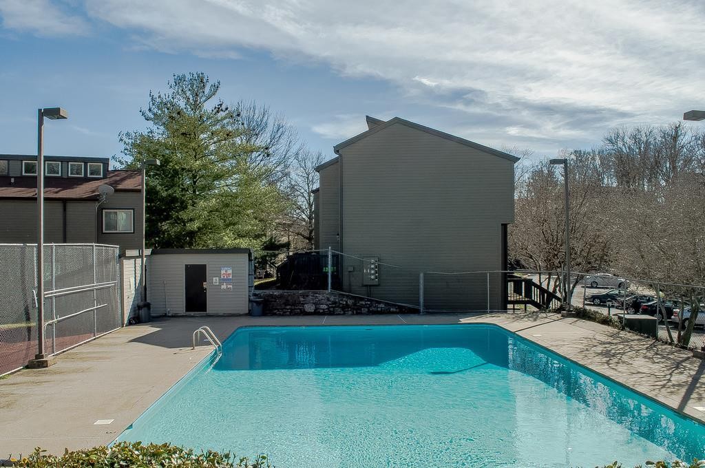 357 Summit Ridge Circle Nashville, TN 37215 - Photo 15 of 17