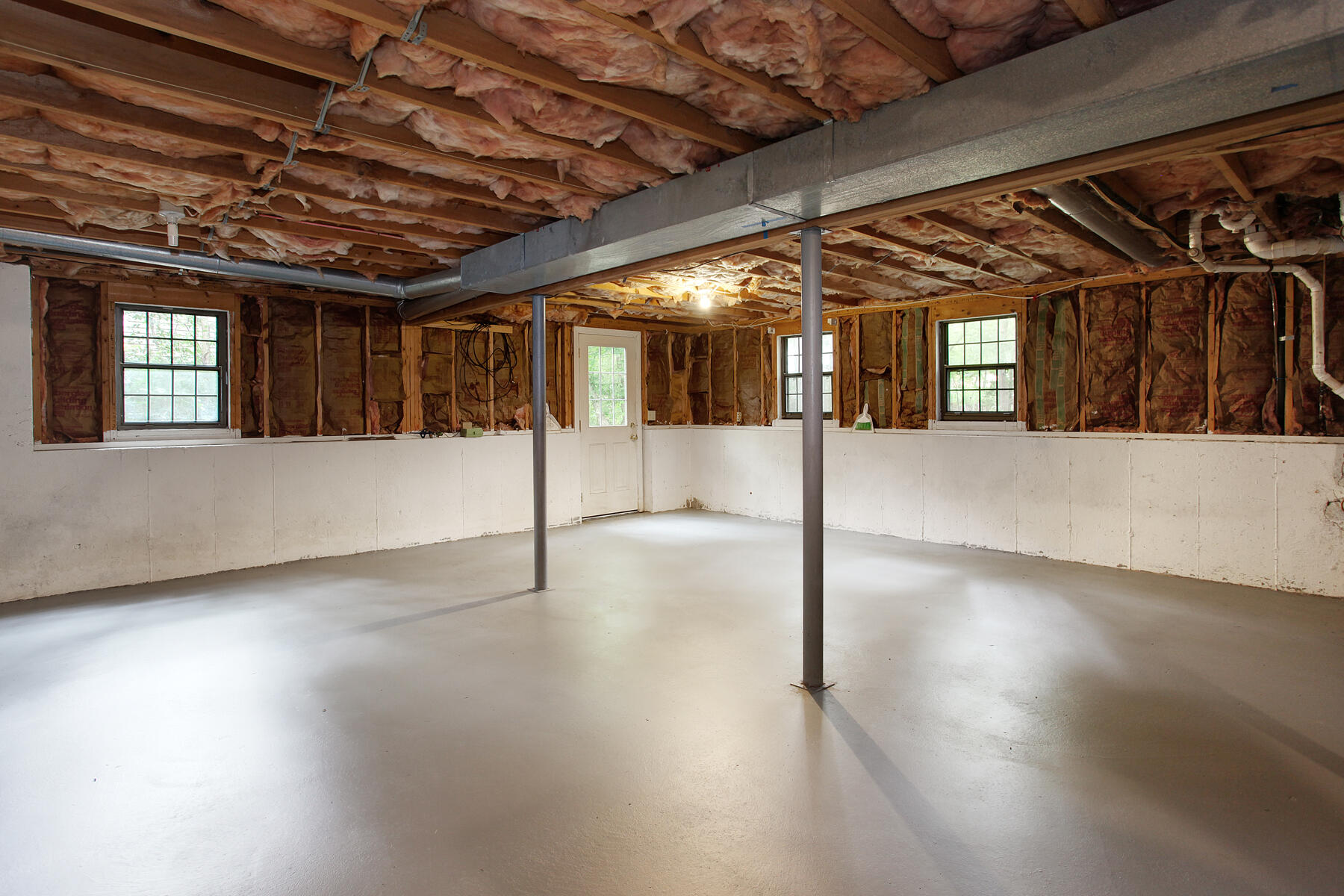211 Oldham Road Osterville, MA 02655 - Photo 17 of 26 walkout basement