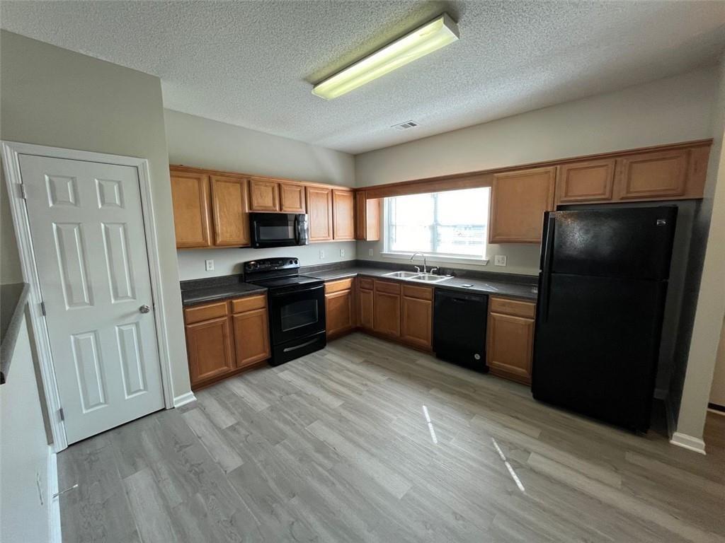 11324 Michelle Way Hampton, GA 30228 - Photo 3 of 8