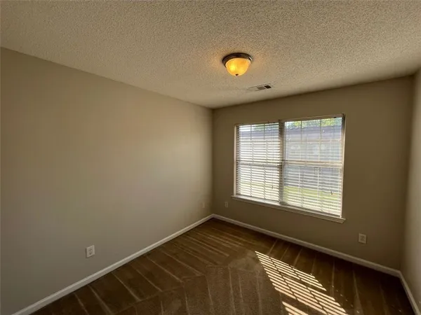 $195,000 | 11324 Michelle Way, Hampton, GA 30228