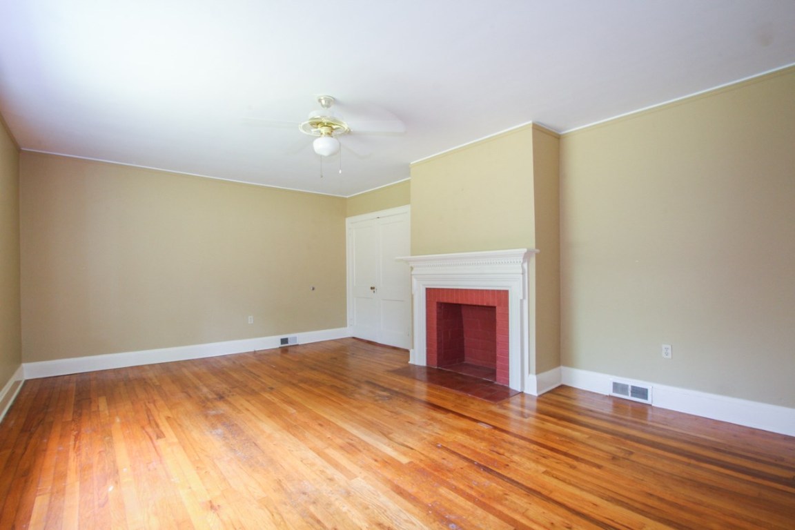 708 College Avenue Anderson, SC 29621 - Photo 14 of 27