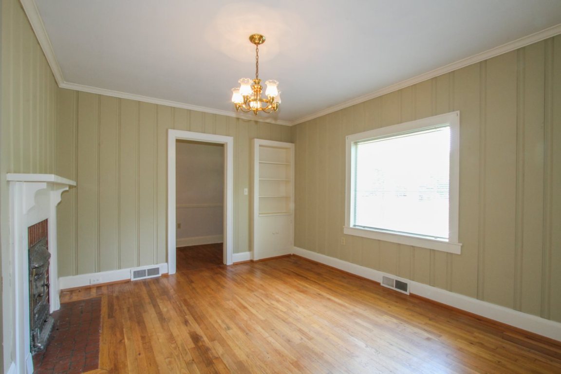 708 College Avenue Anderson, SC 29621 - Photo 4 of 27
