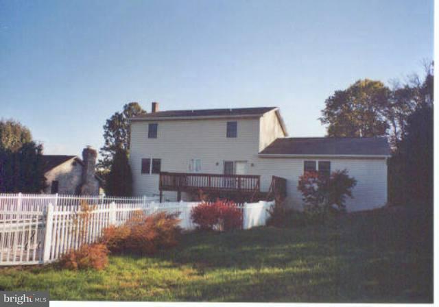 2496 Chestnut Road Elizabethtown, PA 17022 - Photo 2 of 4 Gallery Image 2