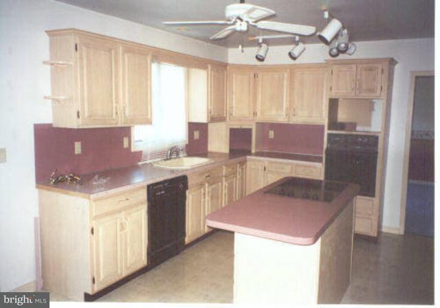 2496 Chestnut Road Elizabethtown, PA 17022 - Photo 4 of 4 Gallery Image 4