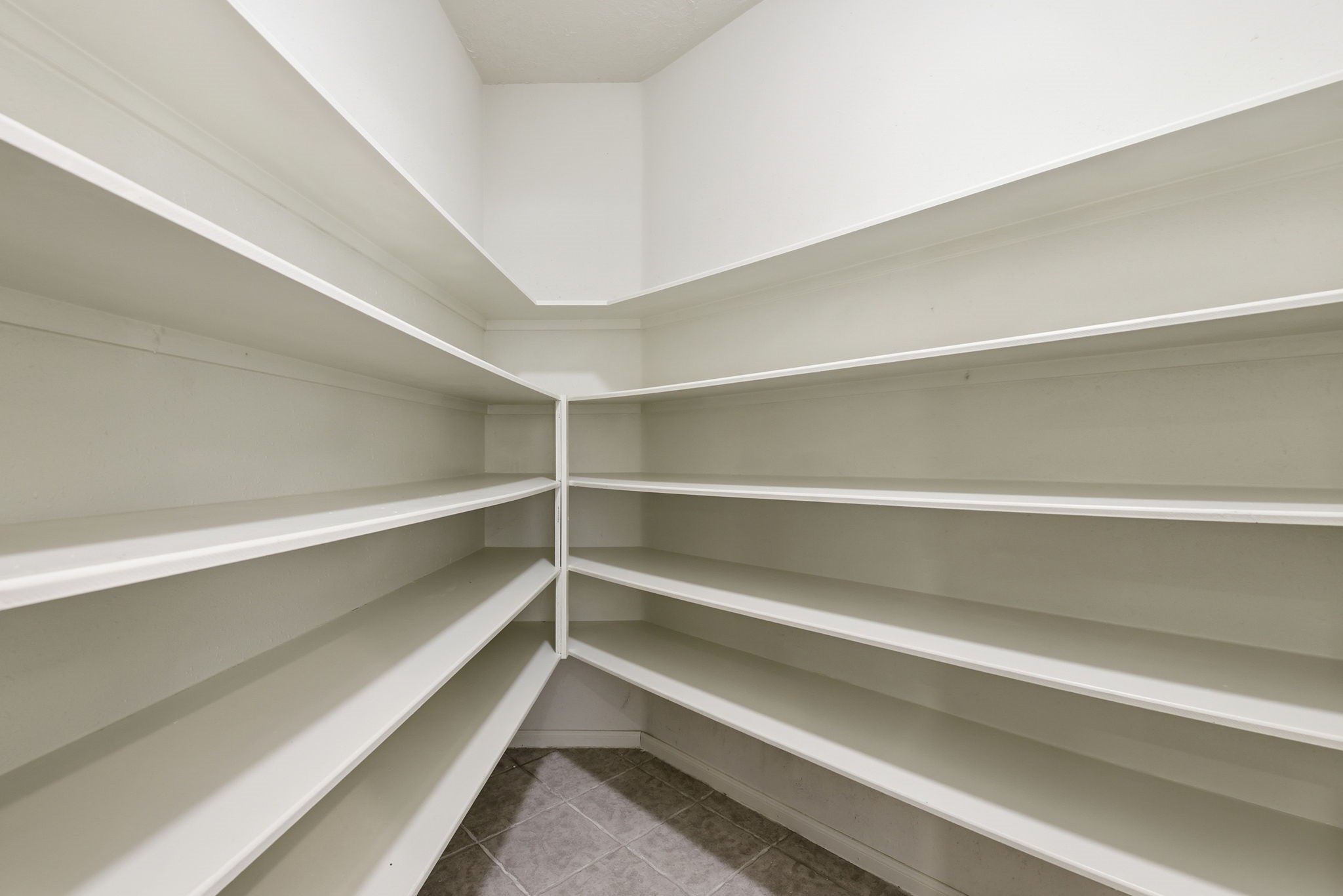 3414 Hackberry Court Spring, TX 77388 - Photo 19 of 50 Now THIS is a walk in pantry!!