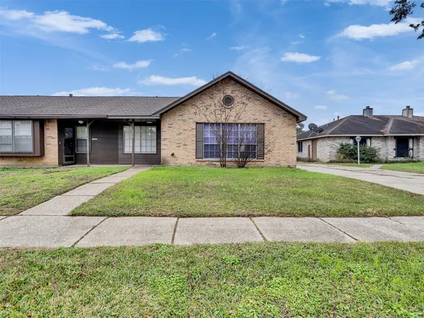 $1,595 | 2226 Spring Dusk Drive, Spring, TX 77373