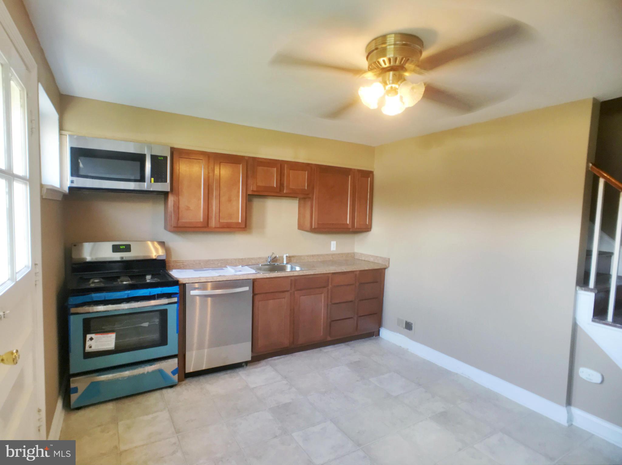 4413 Eldone Road Baltimore, MD 21229 - Photo 7 of 10 Kitchen