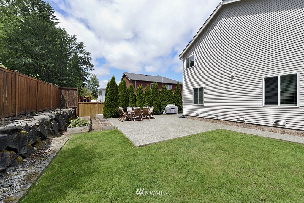 2275 Wallace Loop DuPont, WA 98327 - Photo 27 of 30 Gallery Image 27