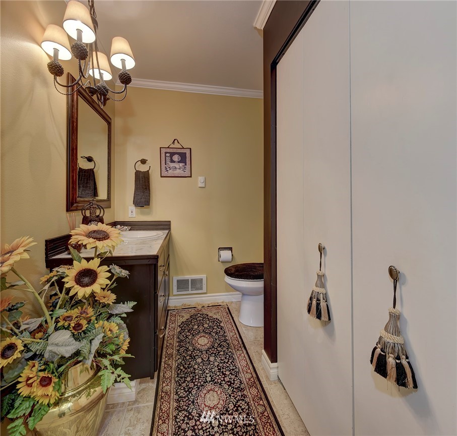 25448 Port Gamble Road Northeast Poulsbo, WA 98370 - Photo 10 of 25 Gallery Image 10