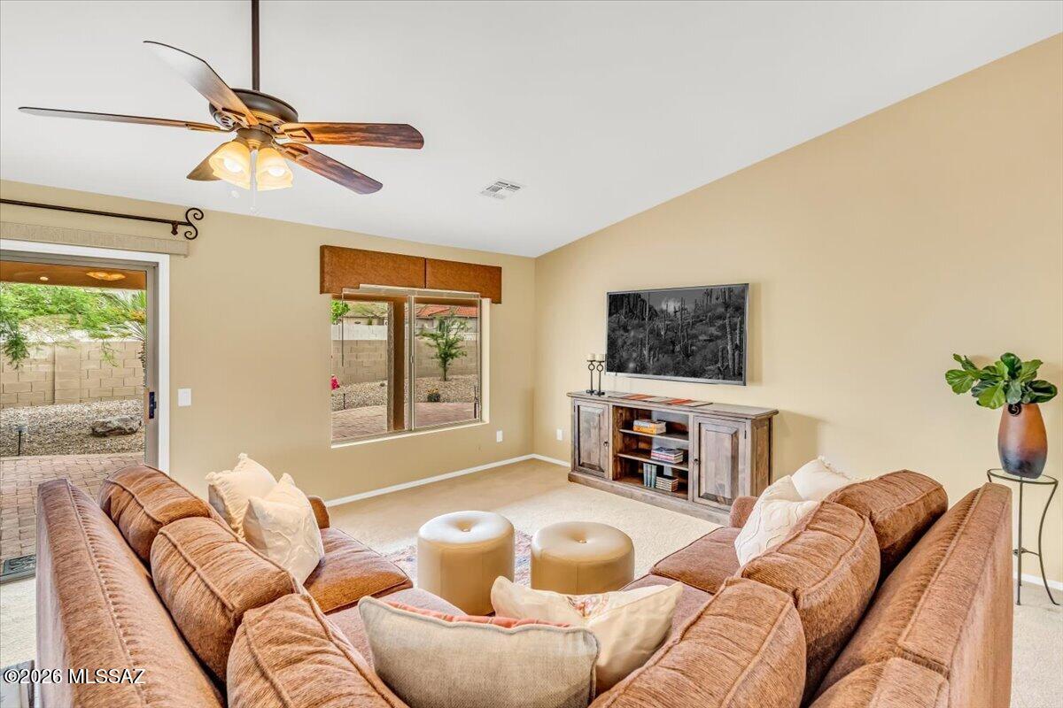 35854 Mesa Ridge Drive Tucson, AZ 85739 - Photo 7 of 37