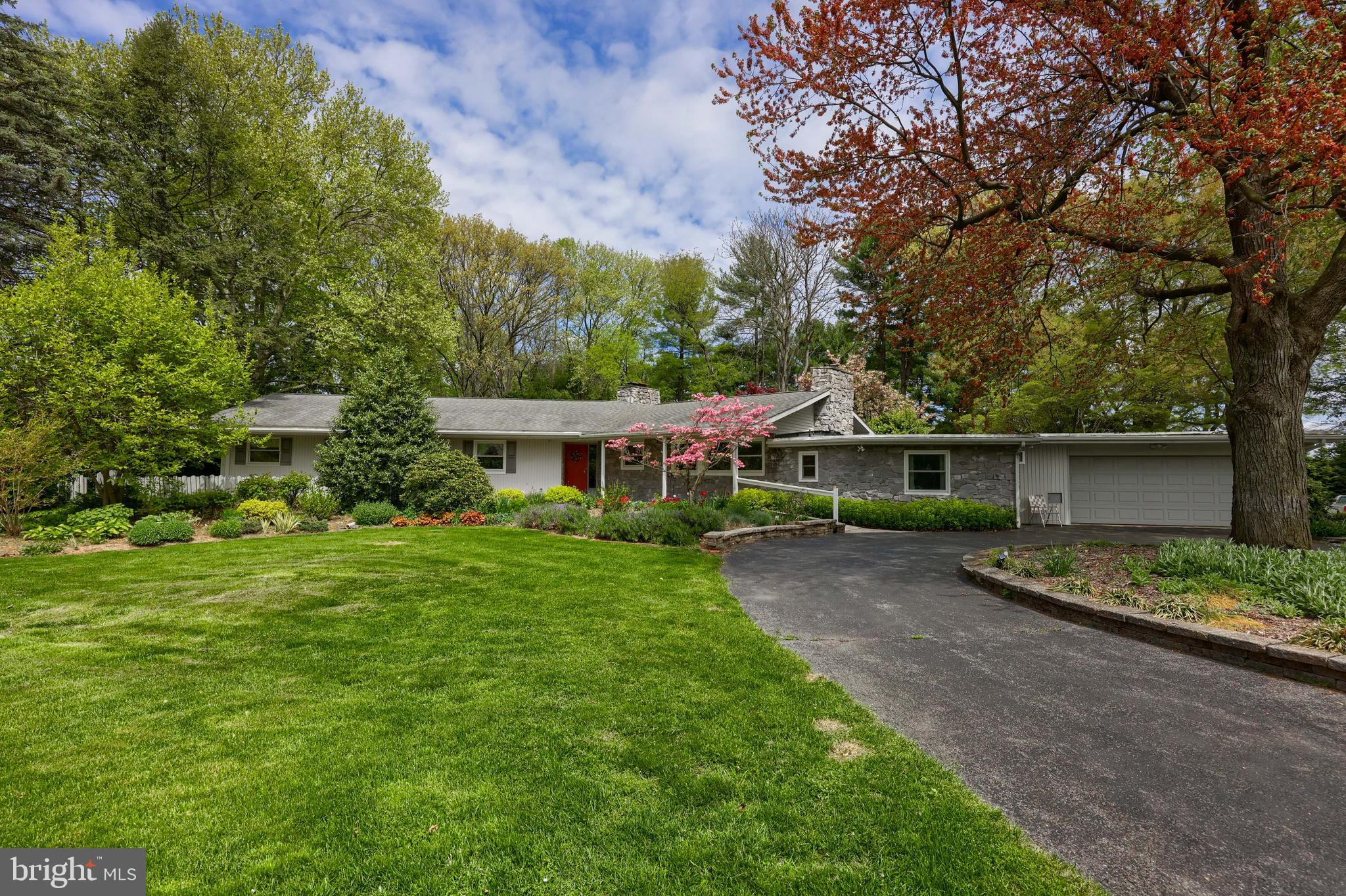 319 East Oregon Road Lititz, PA 17543 - Photo 1 of 68