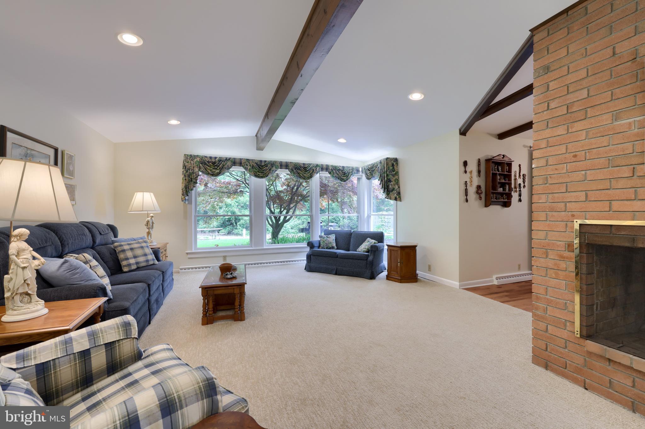 319 East Oregon Road Lititz, PA 17543 - Photo 5 of 68