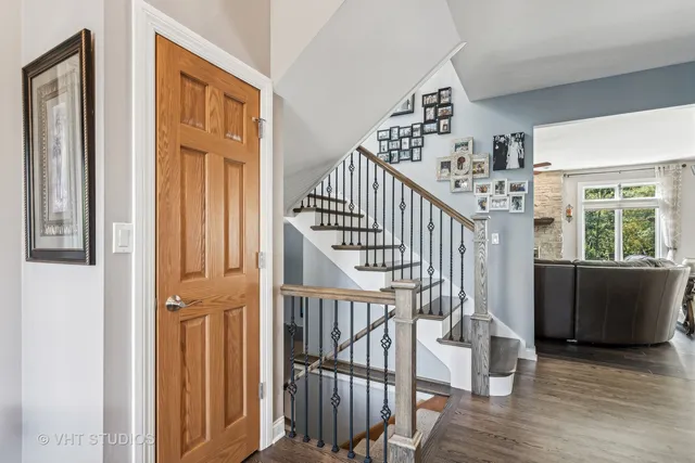 $749,900 | 15610 116th Avenue, Orland Park, IL 60467