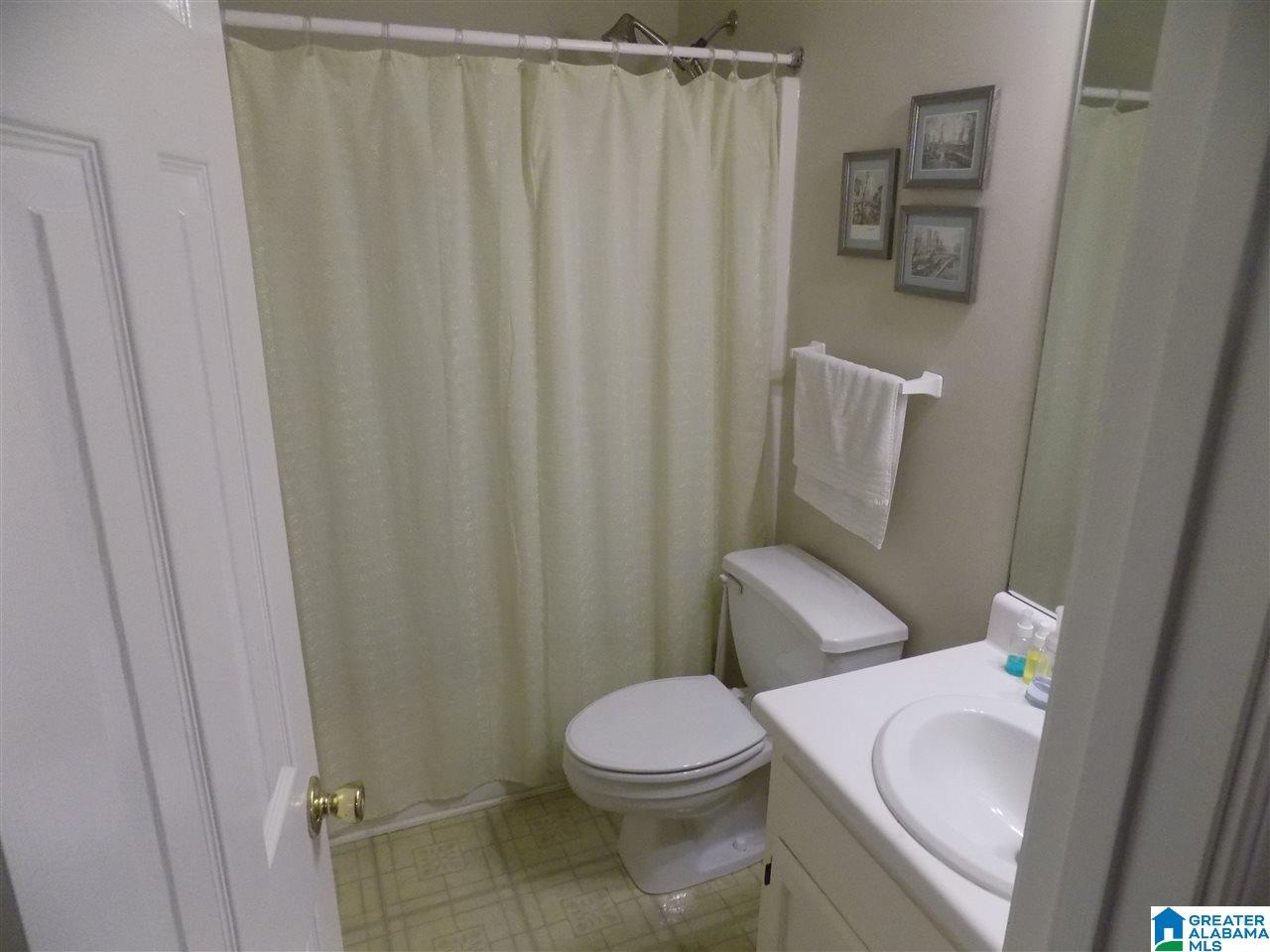 1019 Forest Circle Bessemer, AL 35023 - Photo 9 of 18