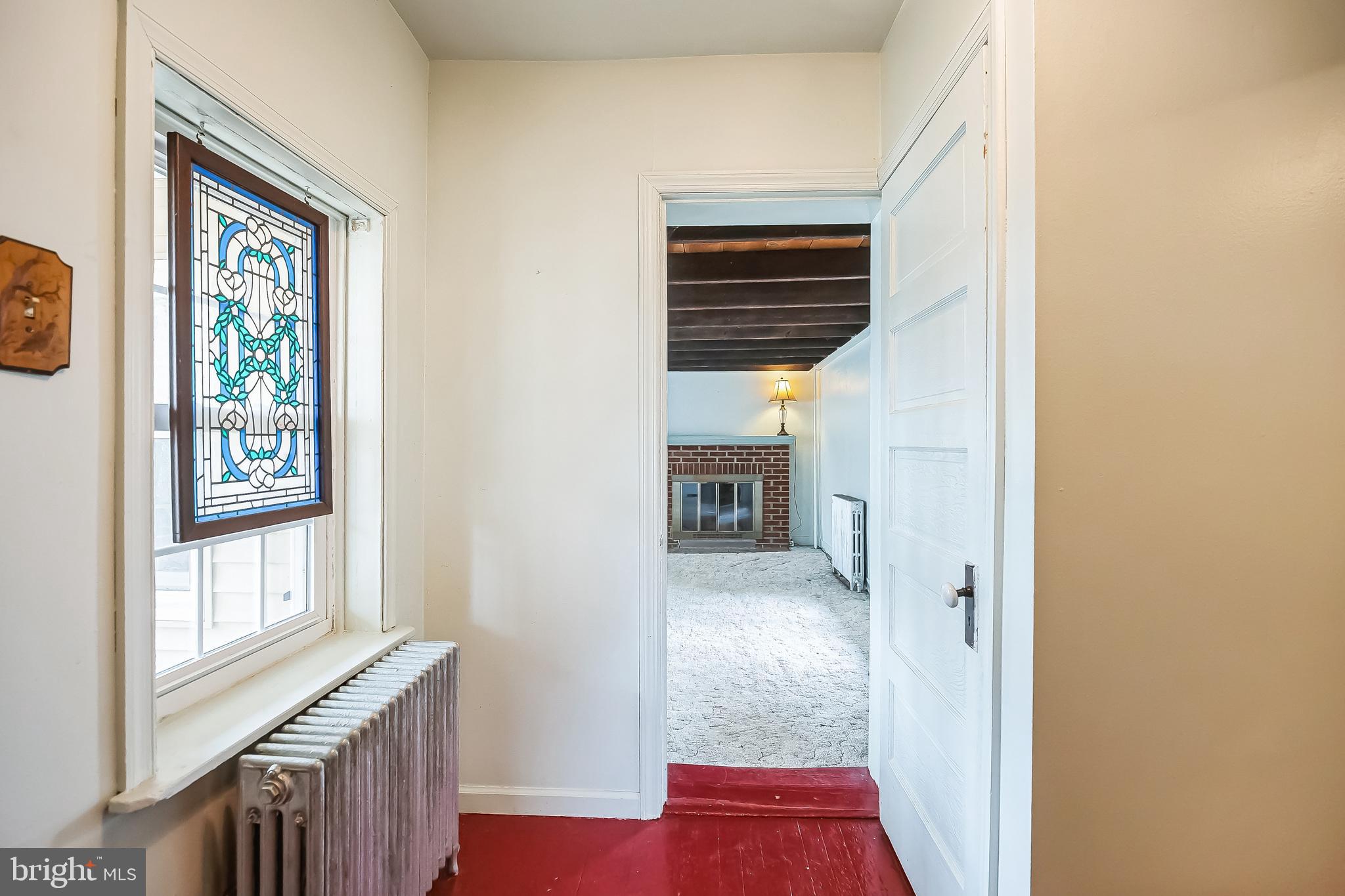 255 Rich Hill Road Sellersville, PA 18960 - Photo 4 of 31 Foyer
