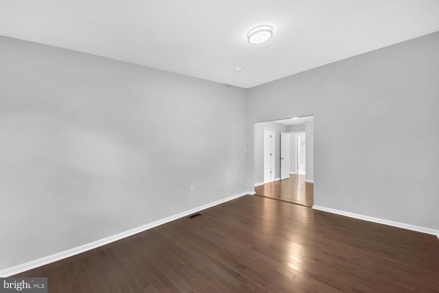 2502 Amherst Road Hyattsville, MD 20783 - Photo 28 of 47 Gallery Image 28