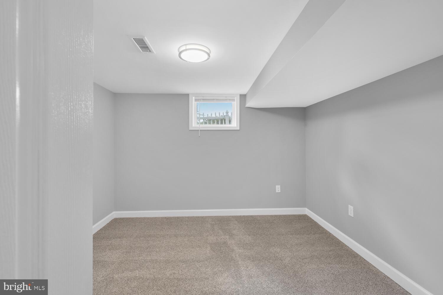 2502 Amherst Road Hyattsville, MD 20783 - Photo 34 of 47 Gallery Image 34