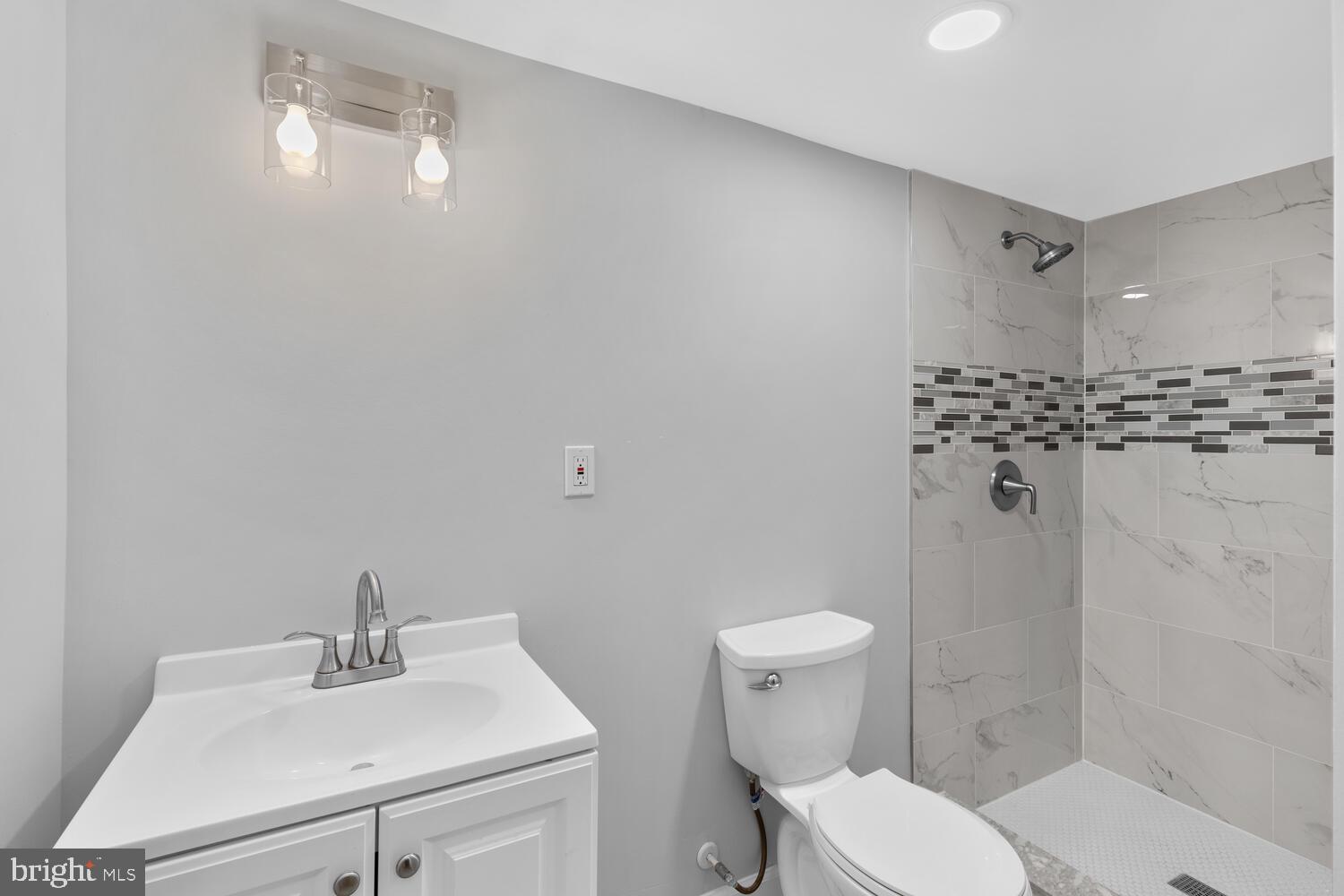 2502 Amherst Road Hyattsville, MD 20783 - Photo 43 of 47 Gallery Image 43