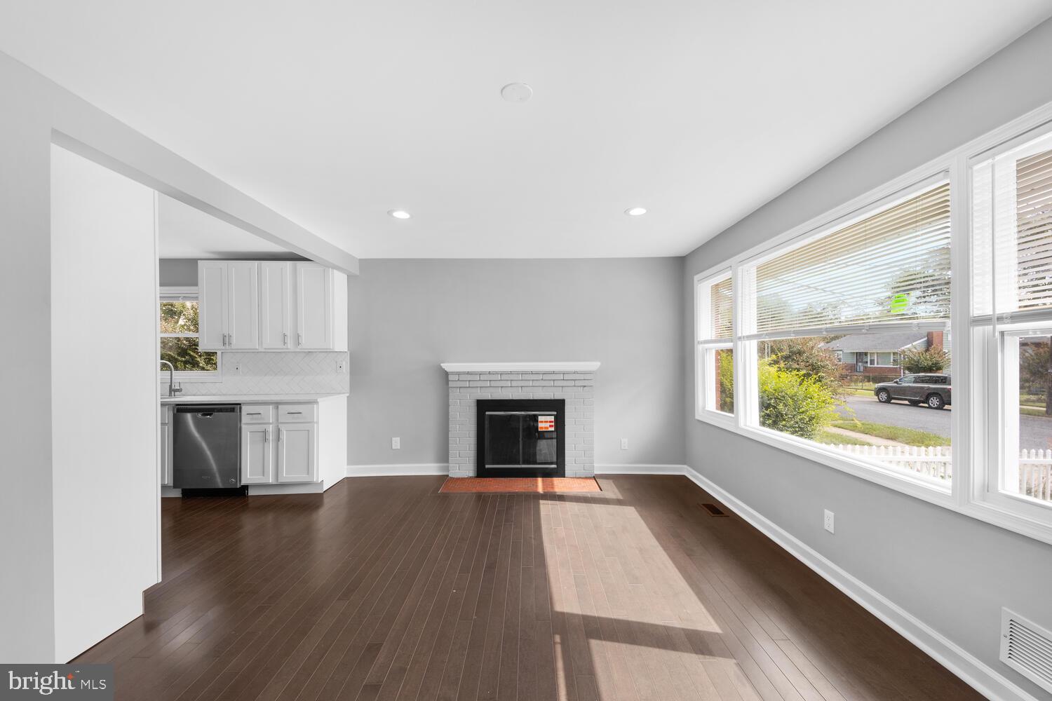 2502 Amherst Road Hyattsville, MD 20783 - Photo 6 of 47 Gallery Image 6