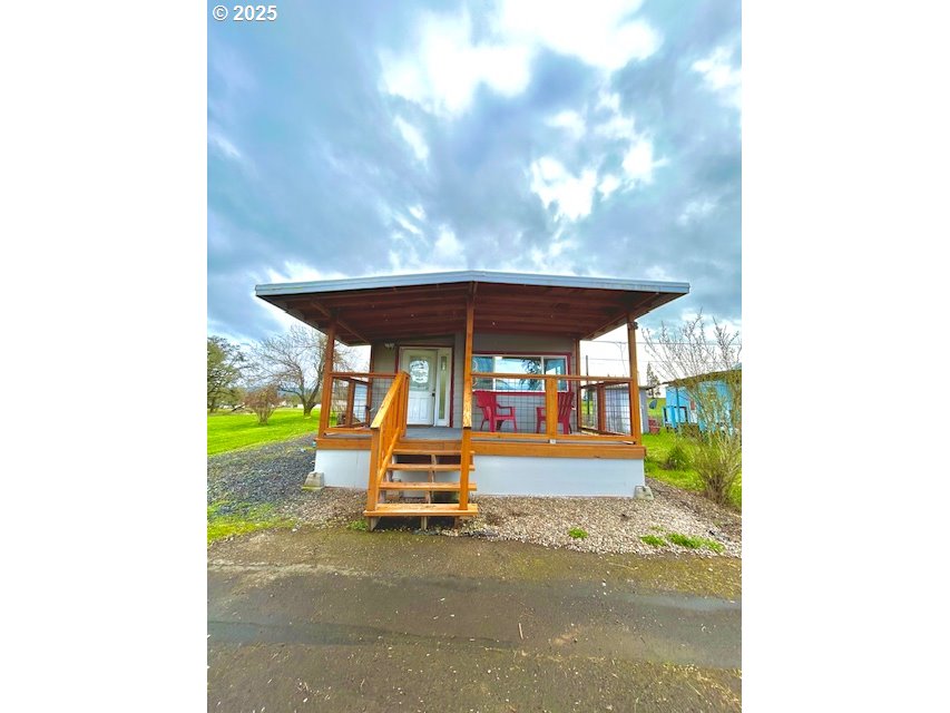 34956 Seavey Loop Road, Unit 38 Eugene, OR 97405 - Photo 1 of 16 Gallery Image 1