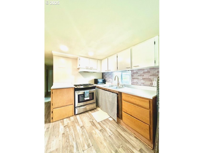 34956 Seavey Loop Road, Unit 38 Eugene, OR 97405 - Photo 11 of 16 Gallery Image 11