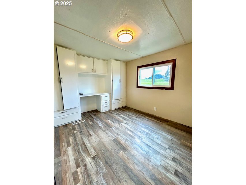 34956 Seavey Loop Road, Unit 38 Eugene, OR 97405 - Photo 14 of 16 Gallery Image 14