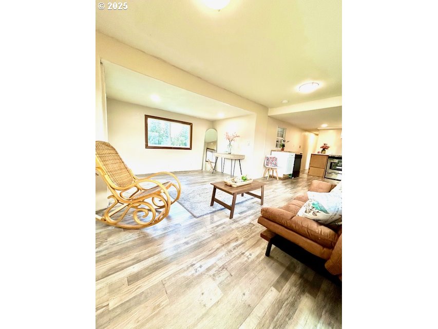 34956 Seavey Loop Road, Unit 38 Eugene, OR 97405 - Photo 7 of 16 Gallery Image 7