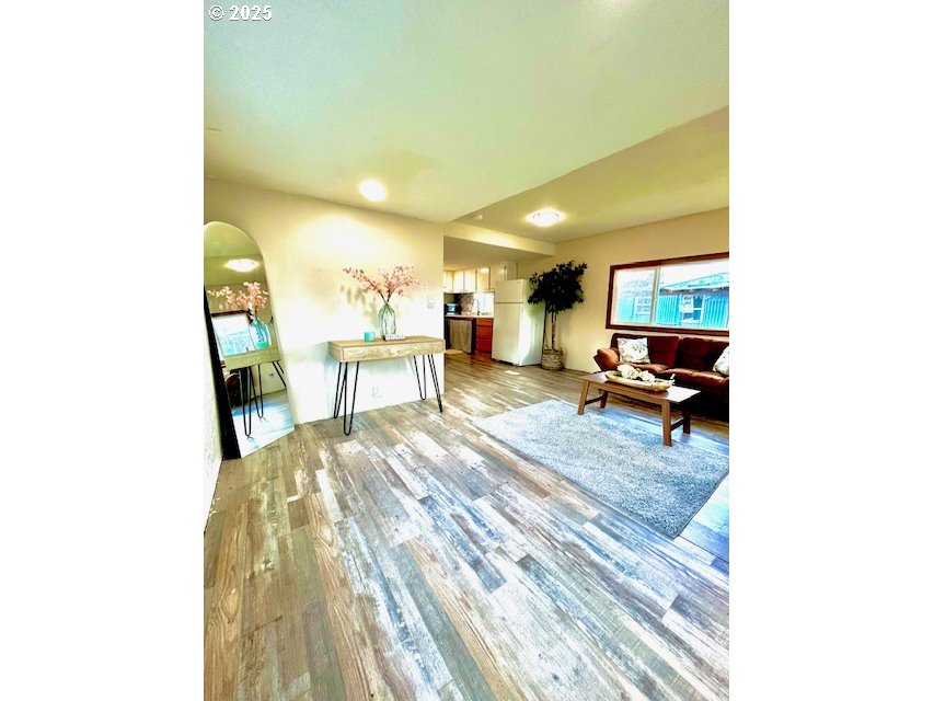 34956 Seavey Loop Road, Unit 38 Eugene, OR 97405 - Photo 8 of 16 Gallery Image 8