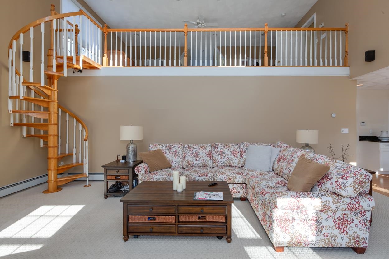 9 Equestrian Road Salem, NH 03079 - Photo 16 of 40