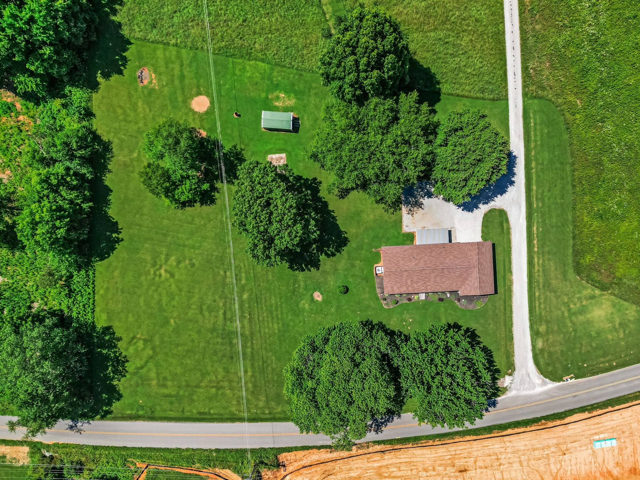 324 Jim Courtney Road Portland, TN 37148 - Photo 5 of 28 an aerial view of a house