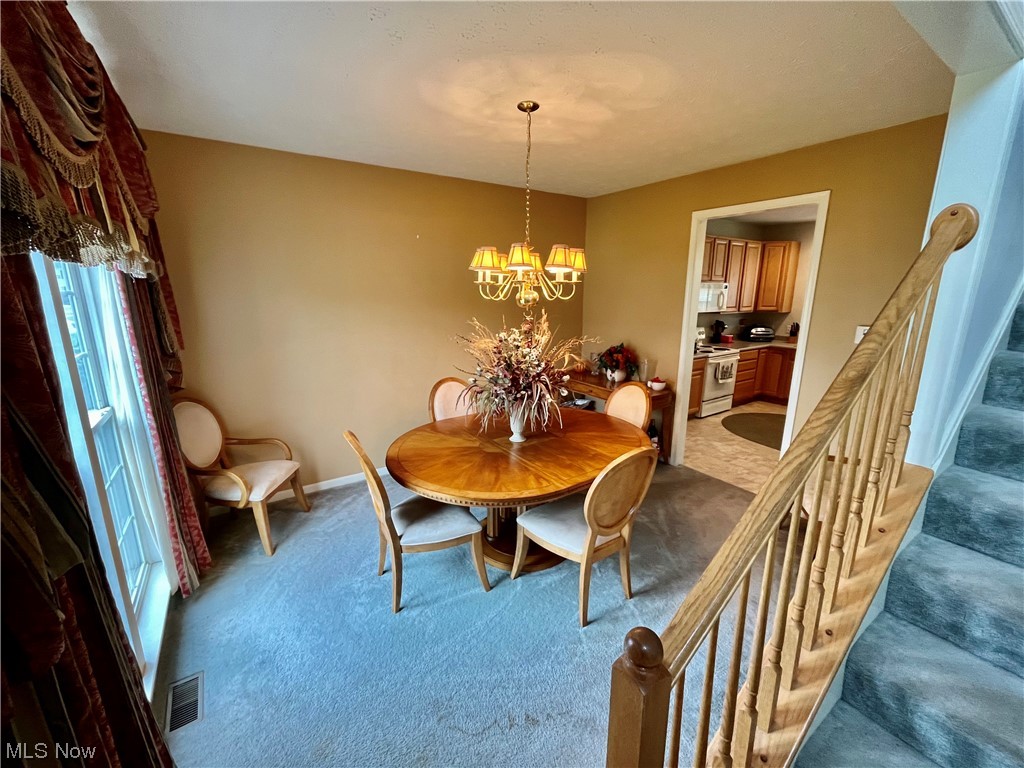 273 Sandstone Ridge Way Berea, OH 44017 - Photo 12 of 32 Gallery Image 12