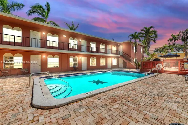 $1,800 | 1405 Miami Road, Unit 7, Fort Lauderdale, FL 33316