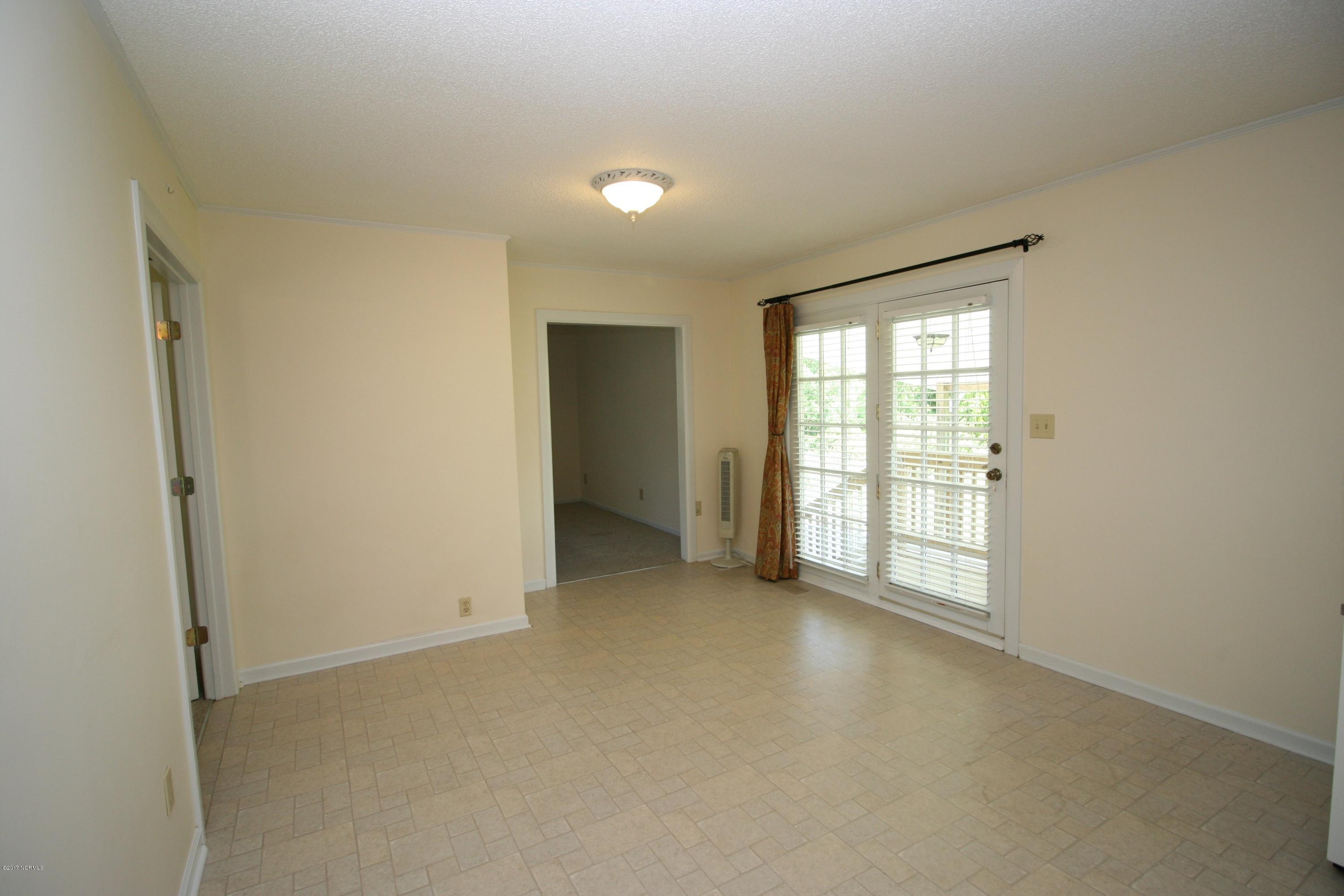 386 Bannermans Mill Road Richlands, NC 28574 - Photo 13 of 41 IMG_6275